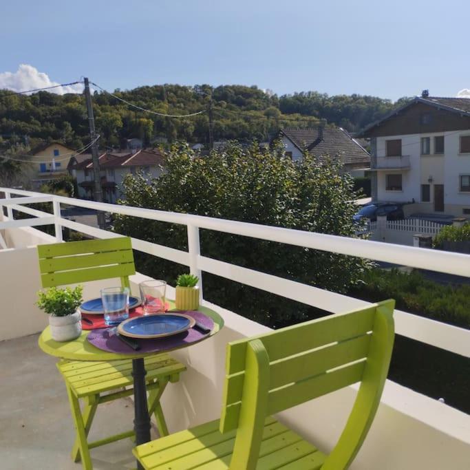 Appartement Verdoyant Au Bord Du Lac Leman Entre Evian Et Thonon Dans Une Villa Publier Dış mekan fotoğraf