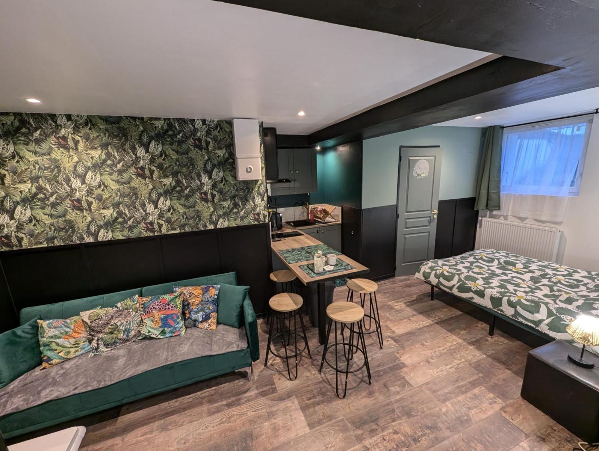 Appartement Verdoyant Au Bord Du Lac Leman Entre Evian Et Thonon Dans Une Villa Publier Dış mekan fotoğraf