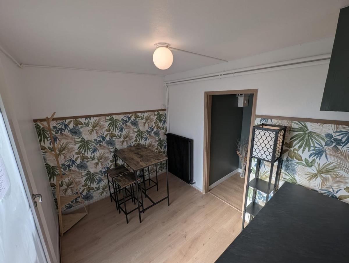 Appartement Verdoyant Au Bord Du Lac Leman Entre Evian Et Thonon Dans Une Villa Publier Dış mekan fotoğraf